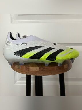 NEW Adidas Predator Elite Laceless FT Men 6 Women 7 Green Soccer Cleats 2026-510